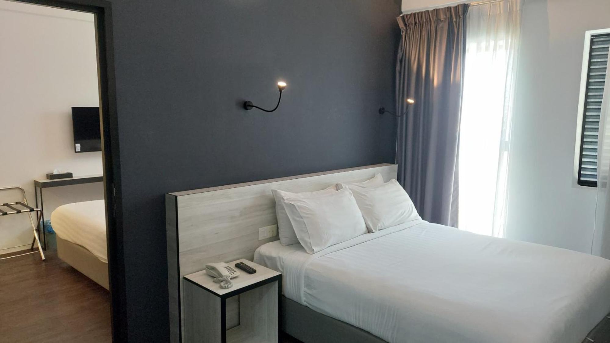 Manhattan Hotel Ипох Экстерьер фото