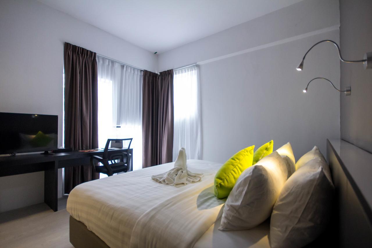 Manhattan Hotel Ипох Экстерьер фото
